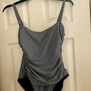 DKNY one piece bathing suit with front shirring - black and white - great cons